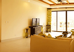 Vista al Valle en Santa Ana, City and Mountain Views with Peaceful Surroundings