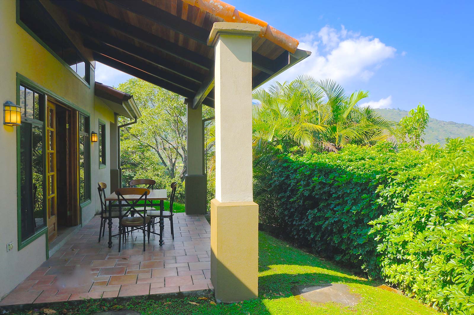 Santa Ana, Costa Rica, Rental, One Story, Home, One Level, House, for rent, gated community, mountain views, city lights