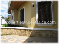 Cariari real estate, Cariari for sale, Cariari golf club home, golf course, 18 hole, tennis courts, swimming pool,