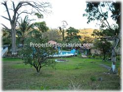 Atenas Costa Rica, Atenas real estate, Atenas realty, Atenas properties, Atenas estate, large, over a hectare, swimming pool, soccer field, ranch, social area, land with house, 1854