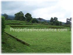 Bavarian house, business potential, fireplace, stables