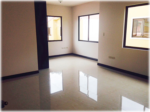 for rent, san jose, costa rica, 3 bed, brand new, great location, central valley