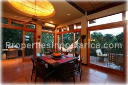 Costa Rica vacation villa, rainforest vacation home, Manuel Antonio, swimming pool, jungle villa