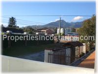 Brand new home with superb finishes and strategic location in Escazu