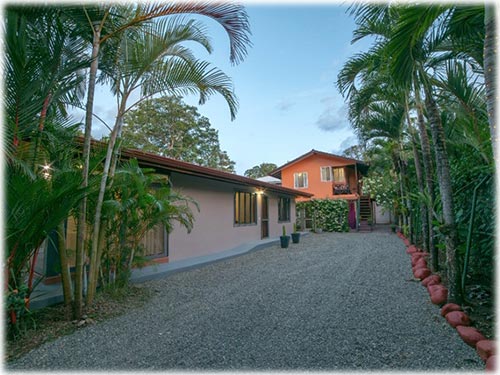 vacation properties, for rent, caribbean ocean, limon, beach, beach town, close to the beach, costa rica, furnished