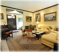 Wow! Excellent Value in Upscale Santa Ana Community