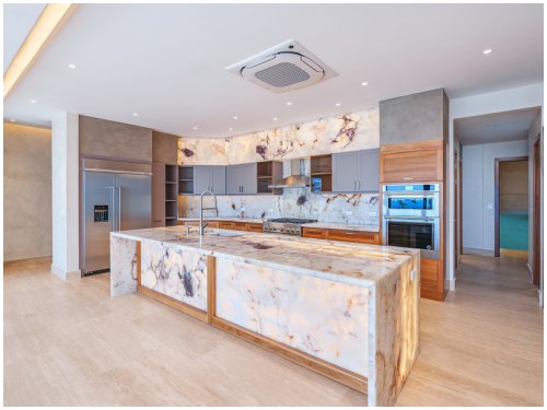 flamingo luxury beach house