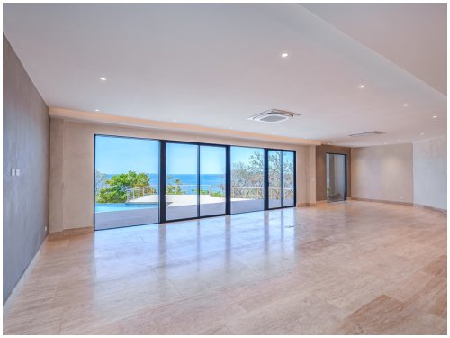 flamingo luxury beach house