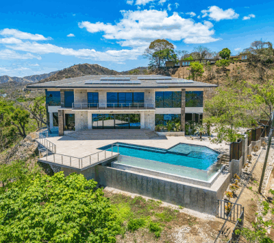 7BR Luxury Home with Vast Ocean Views