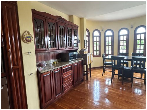 for rent, pool, atenas, vacation home, gateaway home, mountain views, fruit trees, tennis court, mango, citrus, banana