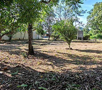 Sunny lot with utilities near Puerto Viejo