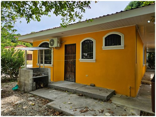 casa, beach town, shopping, mango tree, updated, house, air conditioning