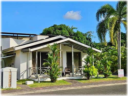 casa, house, pool, gazebo, detached, villa, gated community, turn key investment, investment property, golf view, bungalow