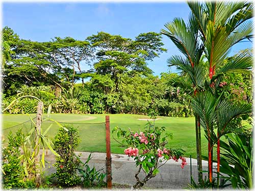 casa, house, pool, gazebo, detached, villa, gated community, turn key investment, investment property, golf view, bungalow