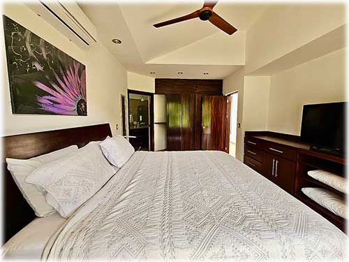 casa, house, pool, gazebo, detached, villa, gated community, turn key investment, investment property, golf view, bungalow