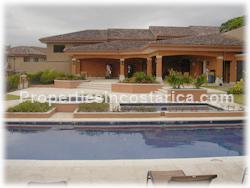 Condo for rent, Escazu real estate, Escazu for rent, exclusive, malls, garage, swimming pools,