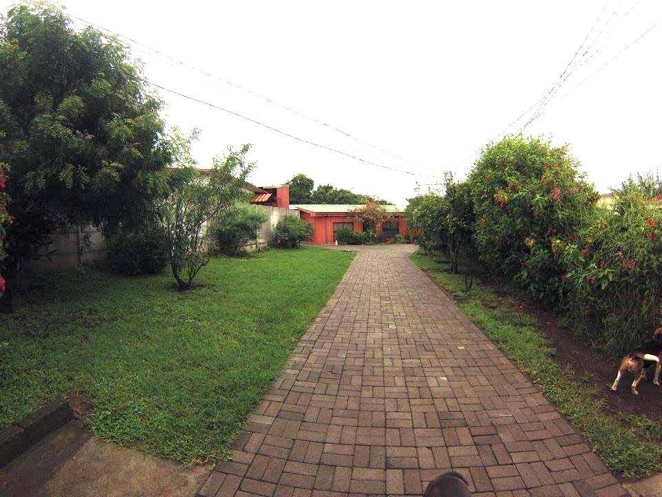 Lovely Home Surrounded By Gardens In The Heart Of Heredia Id Code