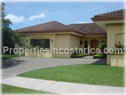 Lindora Costa Rica, Lindora Santa Ana, Costa Rica real estate, for rent, 4 bedroom, spacious, gated community, FORUM, Shopping