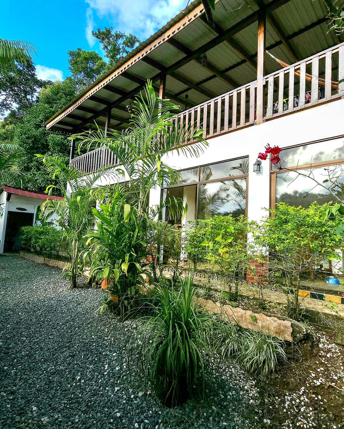 The Terrace House just 20 minutes from the Beach!