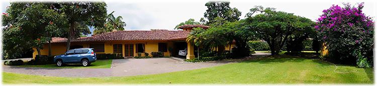 house for rent, private pool,amenities,  peaceful home, residence in Los Laureles, Escazu Home for rent, tenis court, guest house