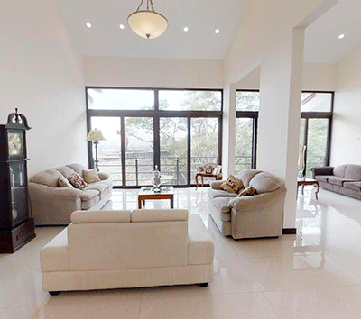  Elegant and Luminous Home in Prime Location