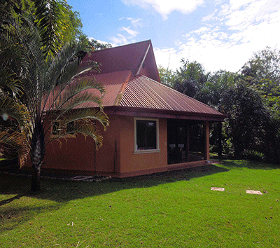 Home with Easy Access Close to Beach and City