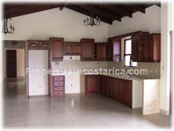 Grecia Real Estate, spacious, new highway, Alajuela Real Estate, town, guest house,opportunity, city, beach, airport, proximity, nature, extra apartment, guest area, retreat, mountain hospitals, private schools, 1432