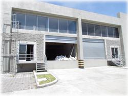 Costa Rica real estate, Costa Rica office space for rent, Santa Ana offices, warehouse for rent, storage space, near highway