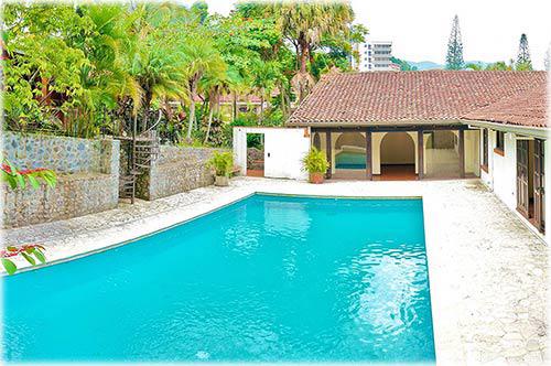 costa rica, one level home, for sale, in Escazu, swimming pool, 3 bedrooms, guest suite, studio apartment,