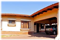 Escazu homes for sale, One Story Homes, for sale, Guachipelin, Multiplaza, Distrito 4, homes with pool,
