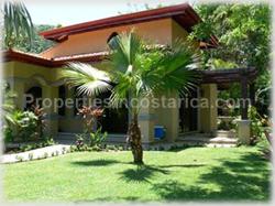 Beach proximity, home in Pavones, Pavones property, Pavones for sale, surfing, waves, gated community, Costa Rica surfing, security, privacy, high ceilings, tropical, 1473
