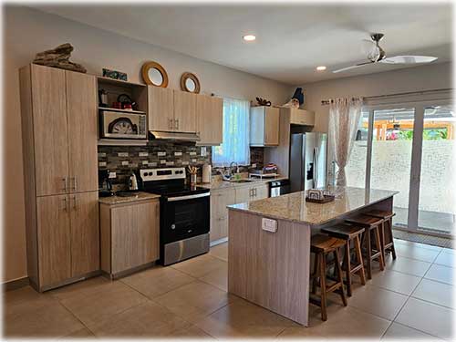 tambor real estate, puntarenas, beach, villas, beachfront properties, ocean views, private pool