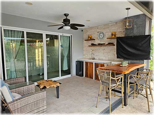 tambor real estate, puntarenas, beach, villas, beachfront properties, ocean views, private pool