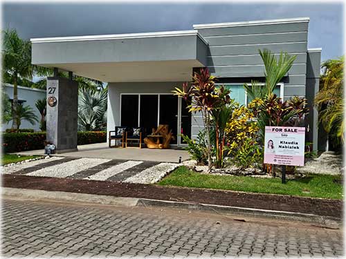 tambor real estate, puntarenas, beach, villas, beachfront properties, ocean views, private pool