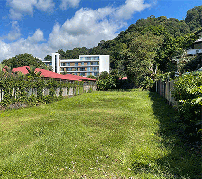 Prime beach front lot in Jaco