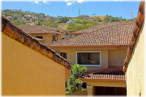 Escazu home for sale, homes, in condominium, gated community, 4 bedroom, backyard, swimming pool, tennis court, central location,