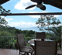 2 Bedroom Home and Guesthouse Hideaway with Ocean Views in Dominical