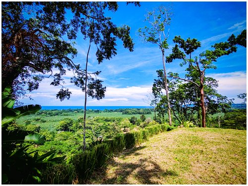 Ocean view lots Costa Rica, seaview land Caribbean Costa Rica, residential lots Puerto Viejo, land for sale Cahuita, Costa Rica Caribbean real estate, ocean view land Costa Rica, flat lots Costa Rica