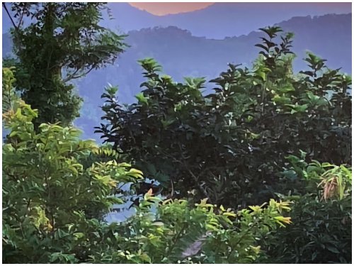 Sol y Mar Sunrise Retreat near Dominical, mountain ranges at sunrise