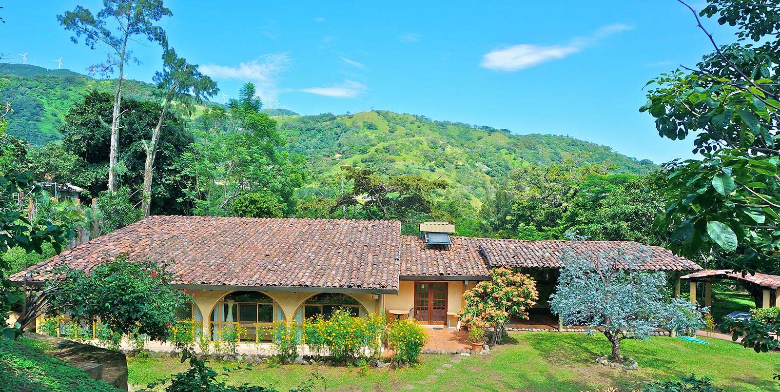 Quinta Santa Ana | Hacienda Style Home for Sale with Guesthouse on 3.5 Acres