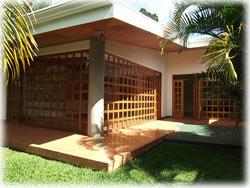 Costa Rica real estate, Costa Rica Escazu rentals, homes for rent, one level home, single family home, secure neighborhood