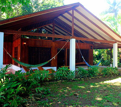 Authentic Beachfront Surfers Home, Pura Vida to its Core!