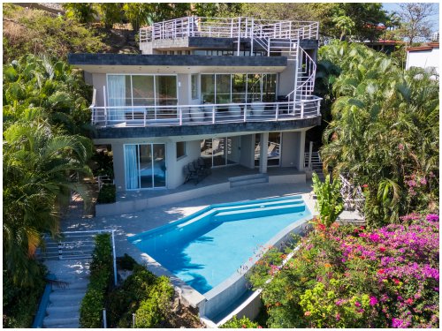 flamingo beach house