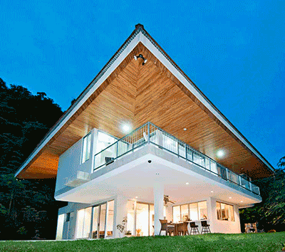 A Dazzling Contemporary Villa for a Beach and Jungle Simple Lifestyle